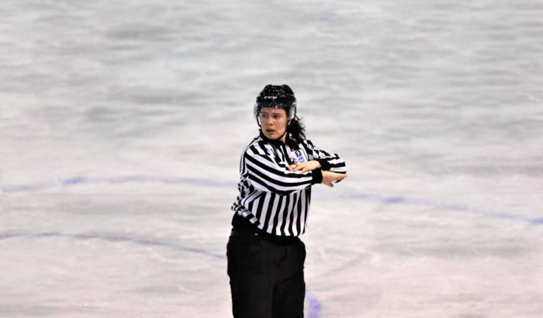Ref for Women's IIHF